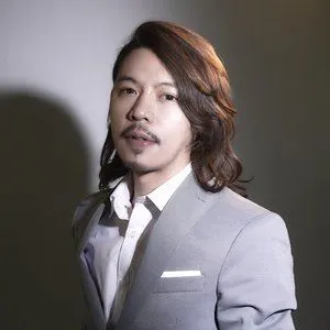 看膩廚房？這5套讓你眼界大開！20人大中島、小酒窖，顛覆想象