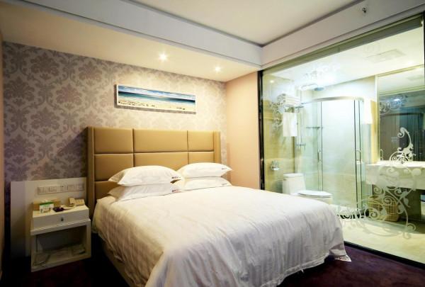 入住酒店的時候，為何總能看到小卡片？導遊：遊客別上當