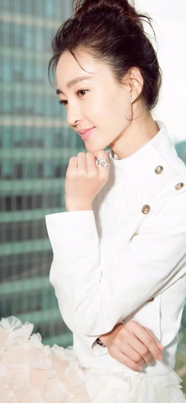 王麗坤、王曉晨、楊穎