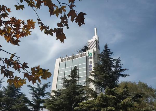 山西首富李海倉：白手起家打造36億鋼鐵王國，48歲被髮小槍殺