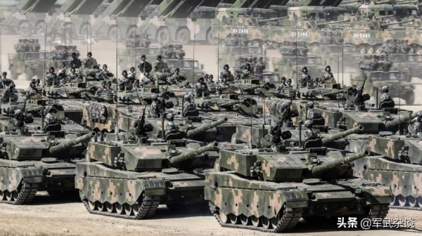 解放軍軍改成果，1個合成營擋住1個旅進攻，1輛99A擊毀幾十輛戰車