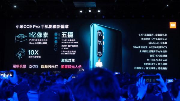 2022年，&OpenCurlyDoubleQuote;直屏&rdquo;為何再次成為了新機的首選