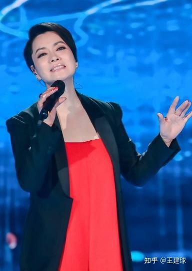 薇婭就偷逃稅道歉並深表愧疚將在規定時間補交，你接受她的道歉嗎