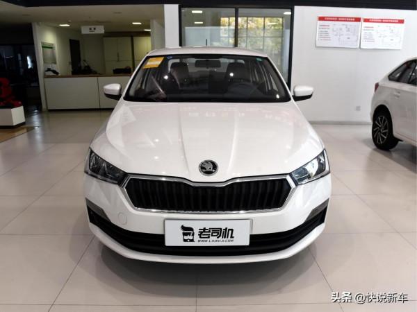 合資入門級便宜家轎，緊湊型三廂車，5.6L油耗自動擋，實拍昕銳