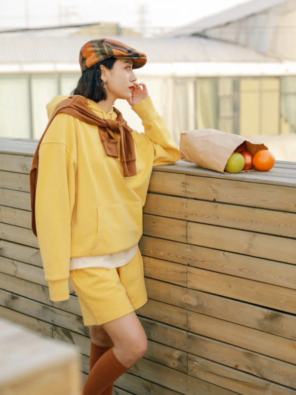 衛衣+裙子,毛衣+煙管褲,秋冬就該這麼穿,洋氣顯瘦炸了 衛衣+裙子,毛衣+煙管褲,秋冬就該這麼穿,洋氣顯瘦炸了