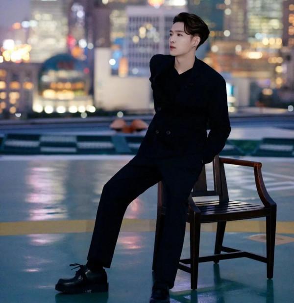 讓這幾位男明星告訴你們,男生穿起西裝來有多正 讓這幾位男明星告訴你們,男生穿起西裝來有多正