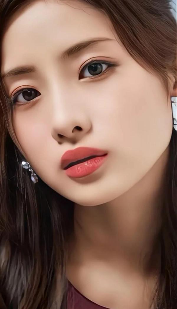 日本櫻花女神石原里美，笑起來真的好好看