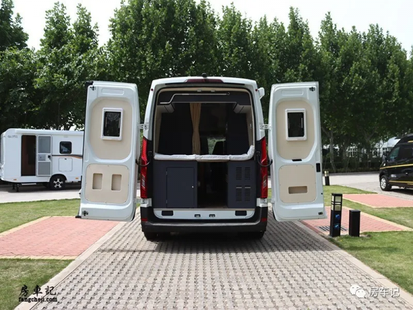 30萬級別的B型房車！宇通B311房車，會不會俘獲你的心扉？