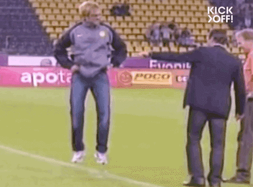 看看主教練們在球場上的丟人名場面