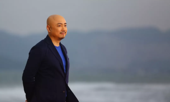 徐崢花邊緋聞那麼多，陶虹卻堅決不離婚，實際上她的聰明你想不到