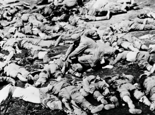 抗美援朝時，有一批隊伍曾秘密援助我國，一旦被抓就立刻開槍自殺