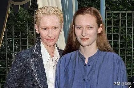 作為合影“殺手”，她到底贏在哪裡？