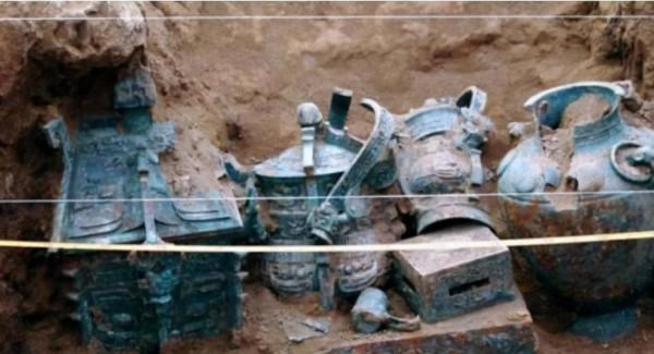 長江水庫洩洪,意外衝出2500年前的文物,把一技術向前推進千年 長江水庫洩洪,意外衝出2500年前的文物,把一技術向前推進千年