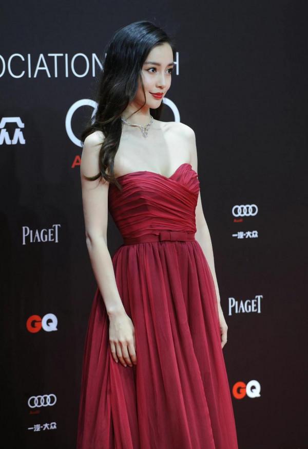 女星紅毯生圖只服Angelababy,叫她“紅毯殺手”不為過吧? 女星紅毯生圖只服Angelababy,叫她“紅毯殺手”不為過吧?