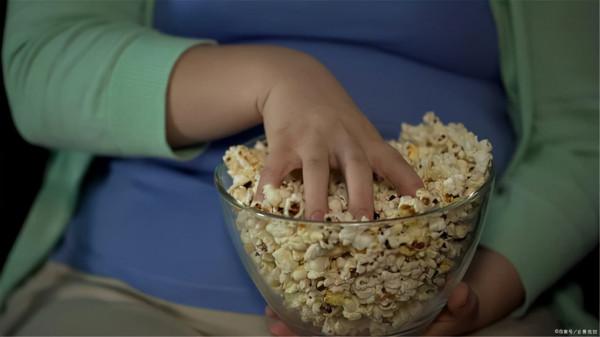 熱量堪比“喝油”的主食有哪些?減肥的人,趁早在飲食列表劃掉 熱量堪比“喝油”的主食有哪些?減肥的人,趁早在飲食列表劃掉