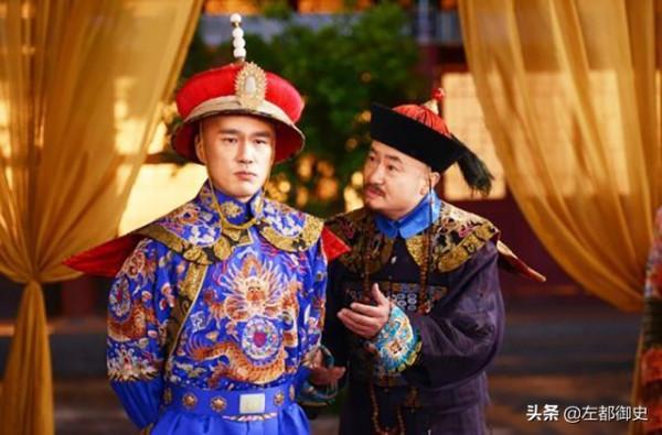 乾隆朝七個首席軍機大臣，二個被處死二個被清算，僅三人得以善終