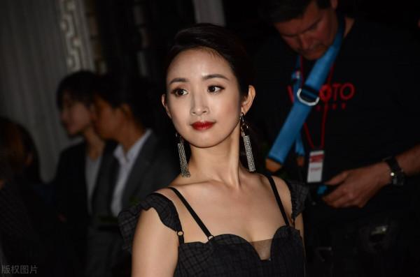 女子本弱，為母則剛，恭喜林依晨