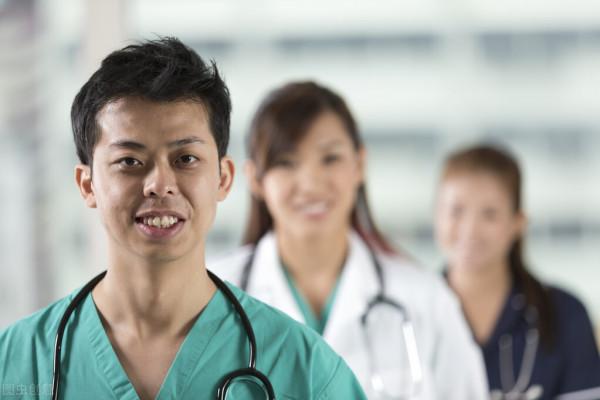 做手術要不要給醫生塞紅包？