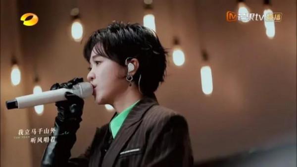 時光音樂會:令人驚喜的竟是,玲花有趣靈魂,鬱可唯空靈音色 時光音樂會:令人驚喜的竟是,玲花有趣靈魂,鬱可唯空靈音色