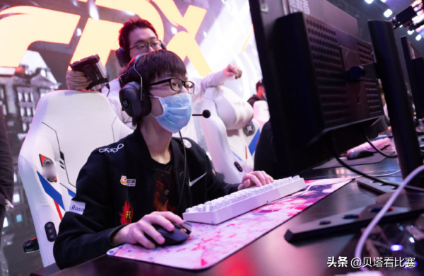 Gori搶了小老虎5殺,FPX官博淪陷!解說記得脫口而出:故意的 Gori搶了小老虎5殺,FPX官博淪陷!解說記得脫口而出:故意的