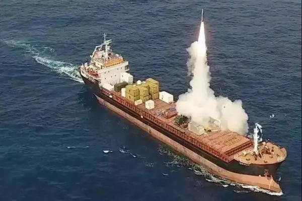 7天，商船就能改造為航母