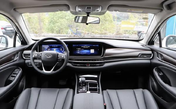 不到15萬，買輛國產中型車？解讀傳祺GA6，1.5T+6AT，軸距2815mm