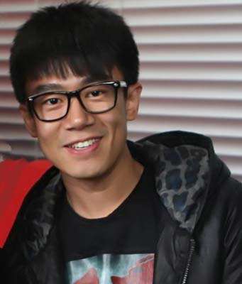 李雪健：患癌後妻子不離不棄，今兒子成驕傲，風光背後有淚水