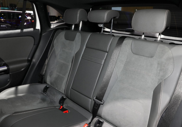 賓士第四款純電動車型來了!賓士EQA售價36.58萬,續航可達537km 賓士第四款純電動車型來了!賓士EQA售價36.58萬,續航可達537km