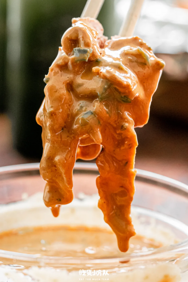 滿恆記出炸雞漢堡了！還有檸檬茶…