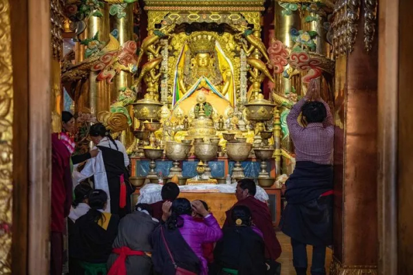 情人海藍冰，墜入峽谷的眼淚，上天遺落的翡翠明珠