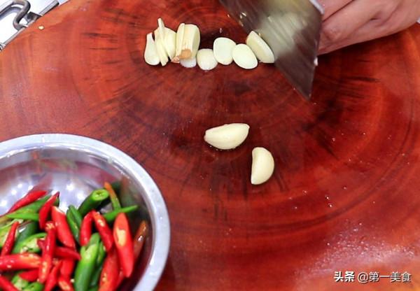 比烤肉還好吃的孜然土豆片，香辣軟糯，開胃又下飯，一盤不夠吃