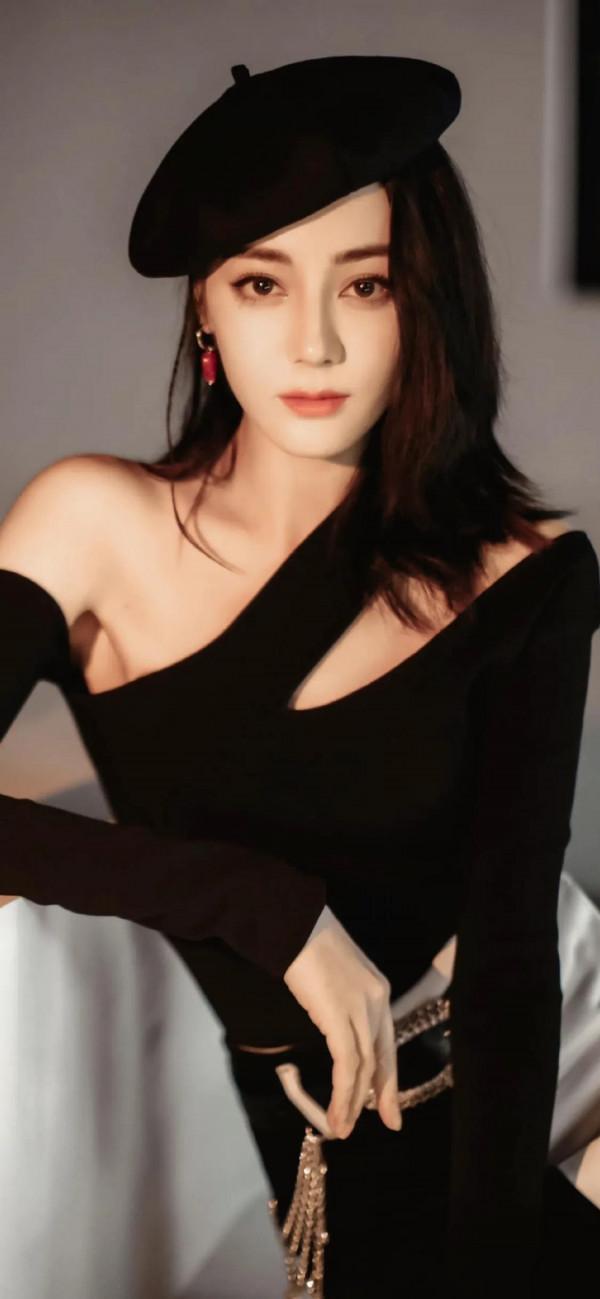 迪麗熱巴 | 你失敗的原因只有一個，就是與我為敵