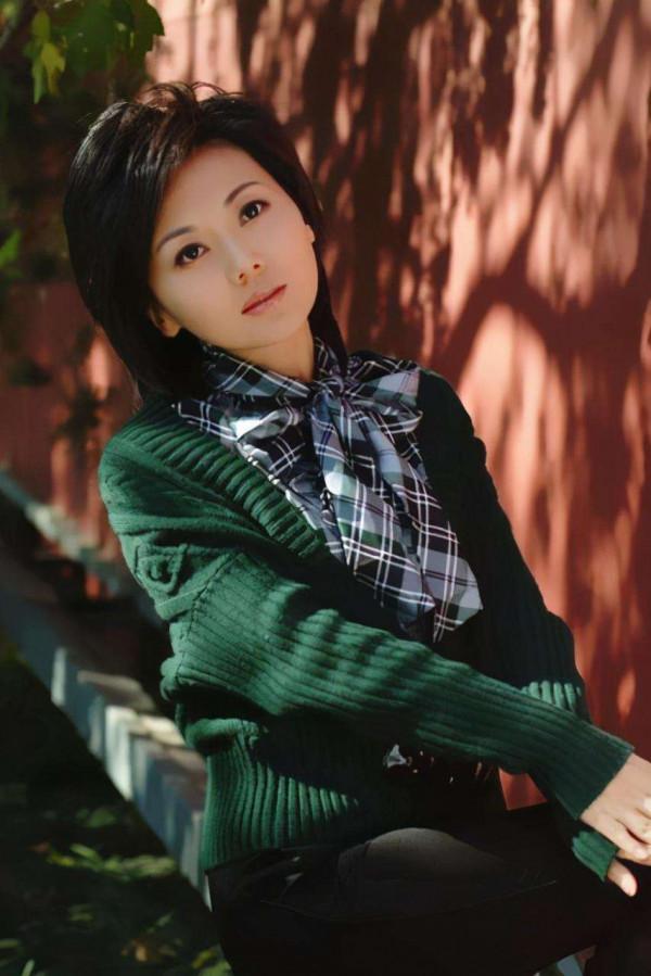 至今未嫁人的12位大齡女主持人，多人情史空白，最大57歲最小33歲