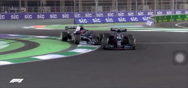 2021F1沙特站正賽回顧:醜潘遇劇本殺 2021F1沙特站正賽回顧:醜潘遇劇本殺