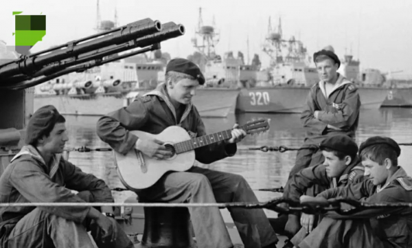 墜落三十年：CCCP，查無此人