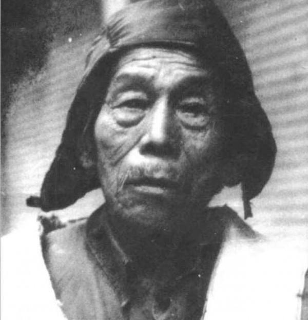 盤點建國後“稱帝”的奇葩：有盲人、女人、還有是“玉皇大帝”的