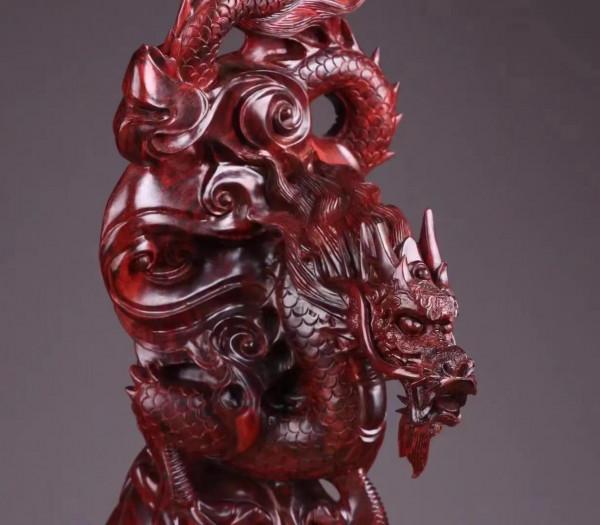 心有云澤，方雕龍行於野！這木雕，好美啊