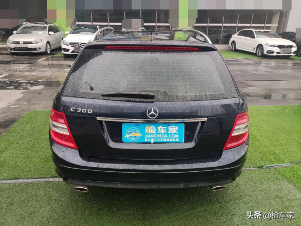 無關面子，花11萬買臺11年的賓士C級只為跑長途！買家：比SUV舒服