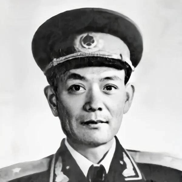 1955年授銜時，一野三軍有3人授上將軍銜，8人授少將軍銜