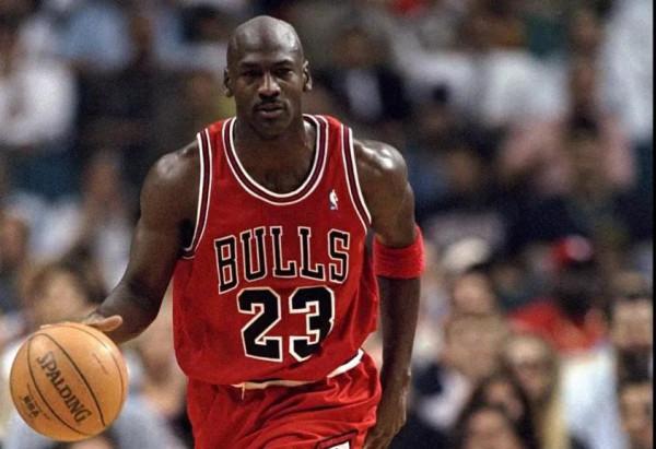 籃球人物之歷史第一人：邁克爾喬丹