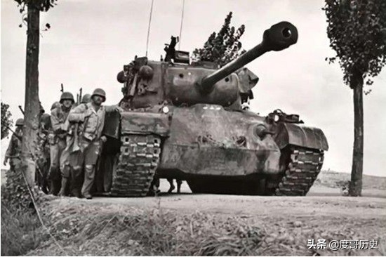 10年前四川農民離世留下獎狀，子女到政府確認，領導大驚：是真的