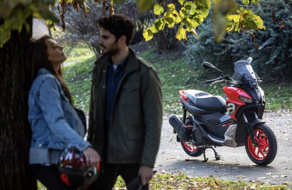 2022款Aprilia SR GT200亮相，跨界ADV踏板即將上市