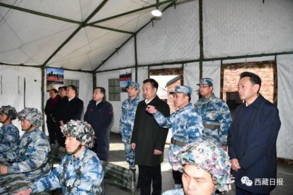王君正春節藏曆新年前夕看望慰問駐藏部隊、武警官兵