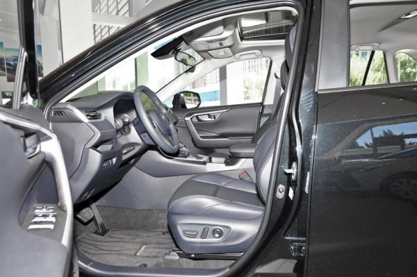 點評廣汽豐田威蘭達，入門配置高、四驅門檻低