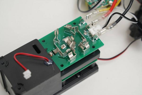 桌面島臺必裝的升降插座怎麼買？硬核拆解橫評公牛愛瑞堡等6款