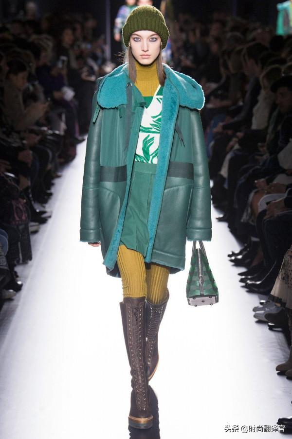 不懂配色，請別亂穿，最全的&OpenCurlyDoubleQuote;顯白配色&rdquo;，黑黃皮女人快收藏起來