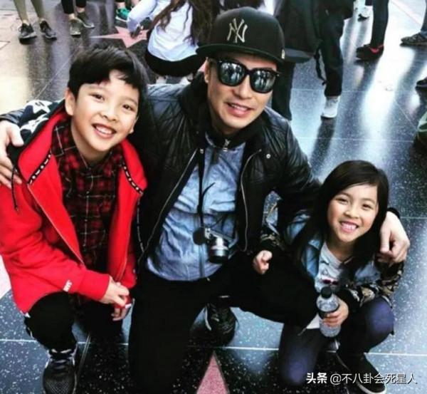 父親顏值驚為天人，兒女卻長得醜，這5位香港男神的基因被浪費了