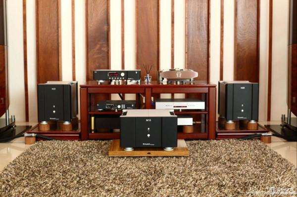 寬鬆大氣高格調：德國DynamiKKs！Athos 10落地音箱