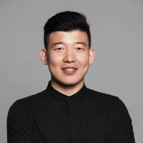 有名氣的瑜伽老師會穿什麼牌子衣服？