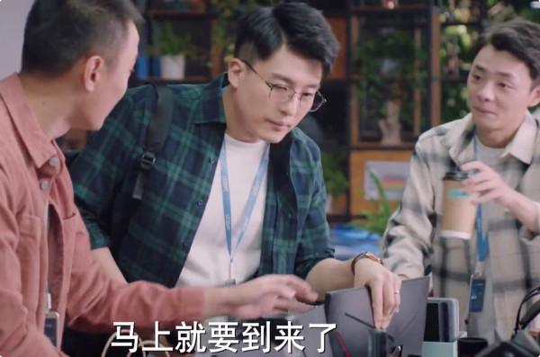 僅開播1集，收視就破1，2022開年央視大劇殺來，劇情越看越有癮